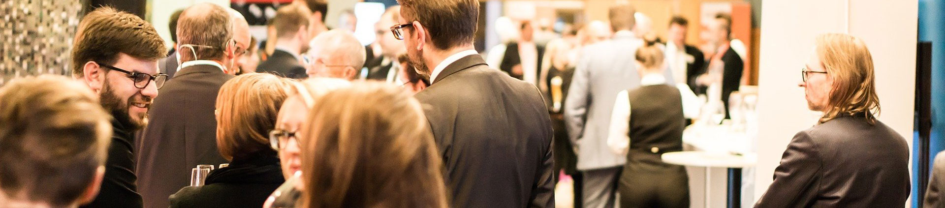 職業教育-優藍國際|全球領先的藍領人才終身服務平臺|優藍國際集團官網-職業教育|雇員管理|人才招聘|市場服務